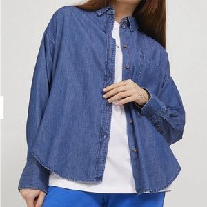Women’s Chambray jean shirt